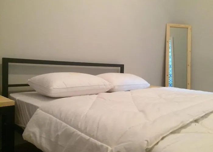 Woodmood Hostel